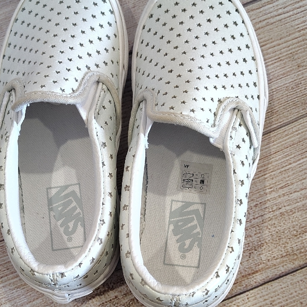 Vans Green and White Slip-On Sneakers - Picture 3 of 9